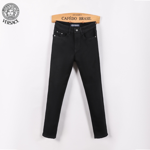 ブランドジーンズ背面デザイン